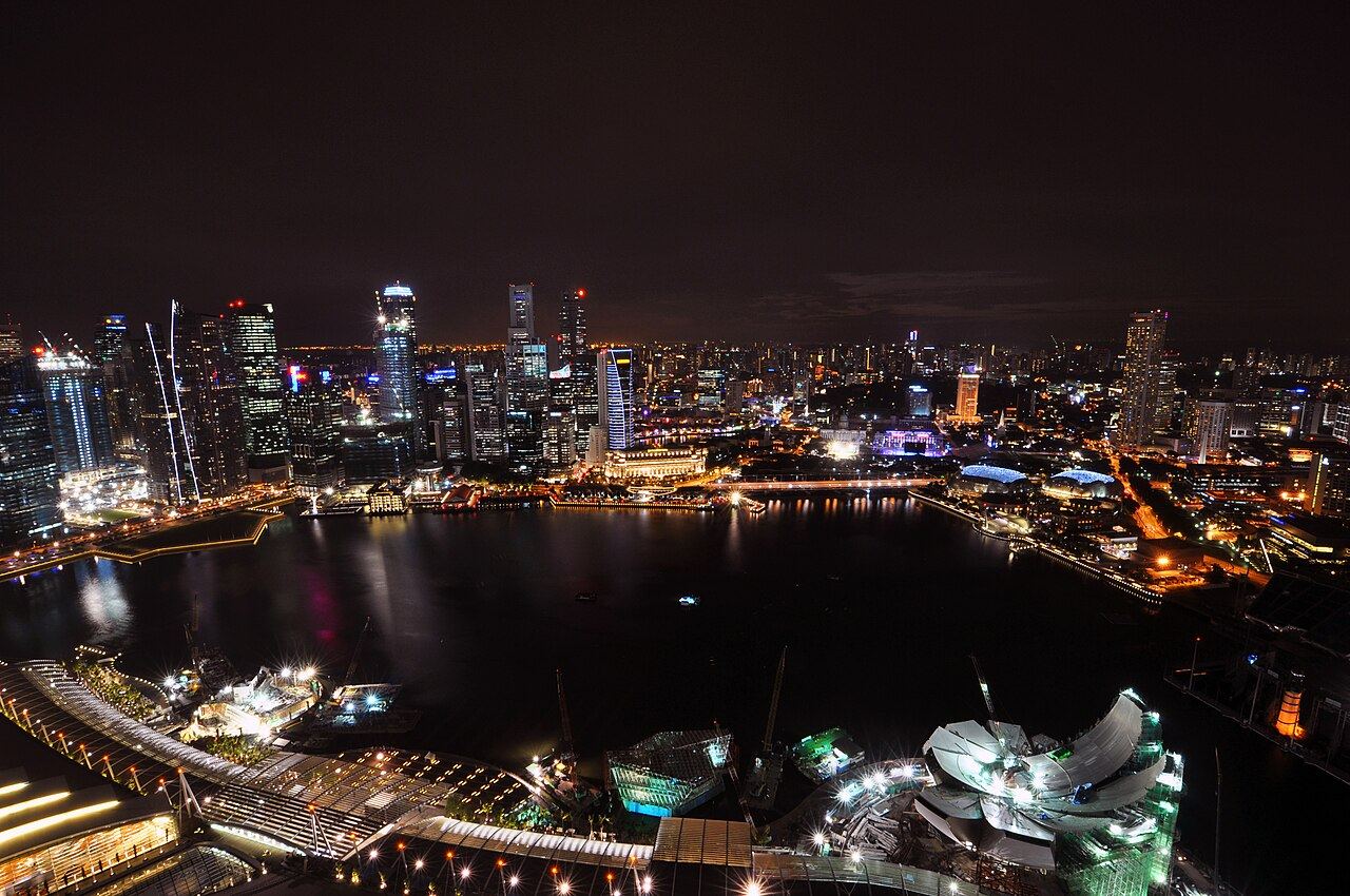 Marina Bay Sands Singapore hotel and skyline